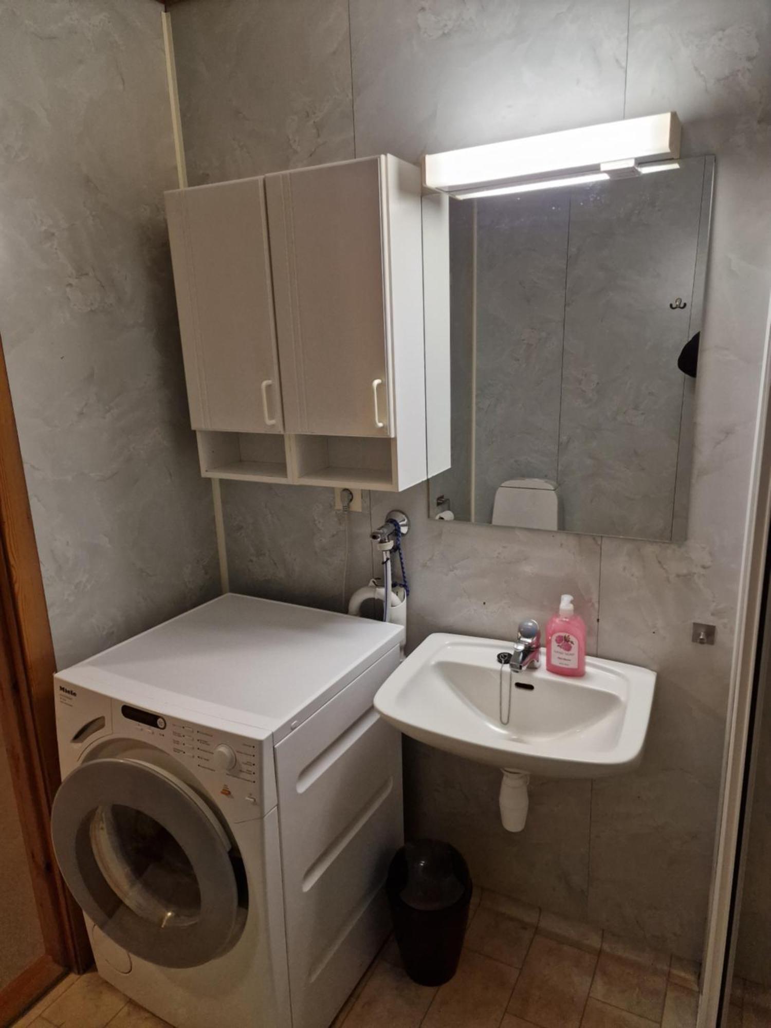 Rom Sentralt I Sogndal Hostel Kültér fotó