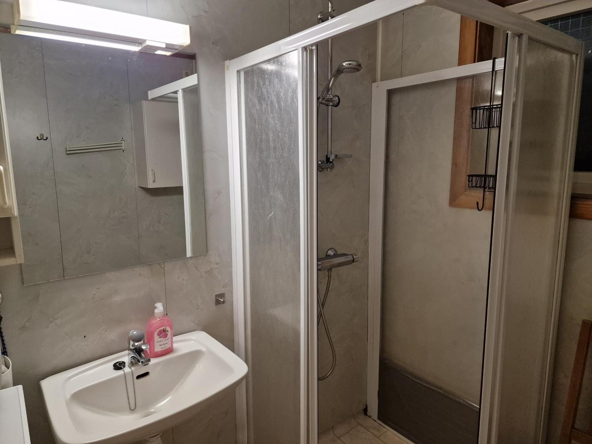 Rom Sentralt I Sogndal Hostel Kültér fotó