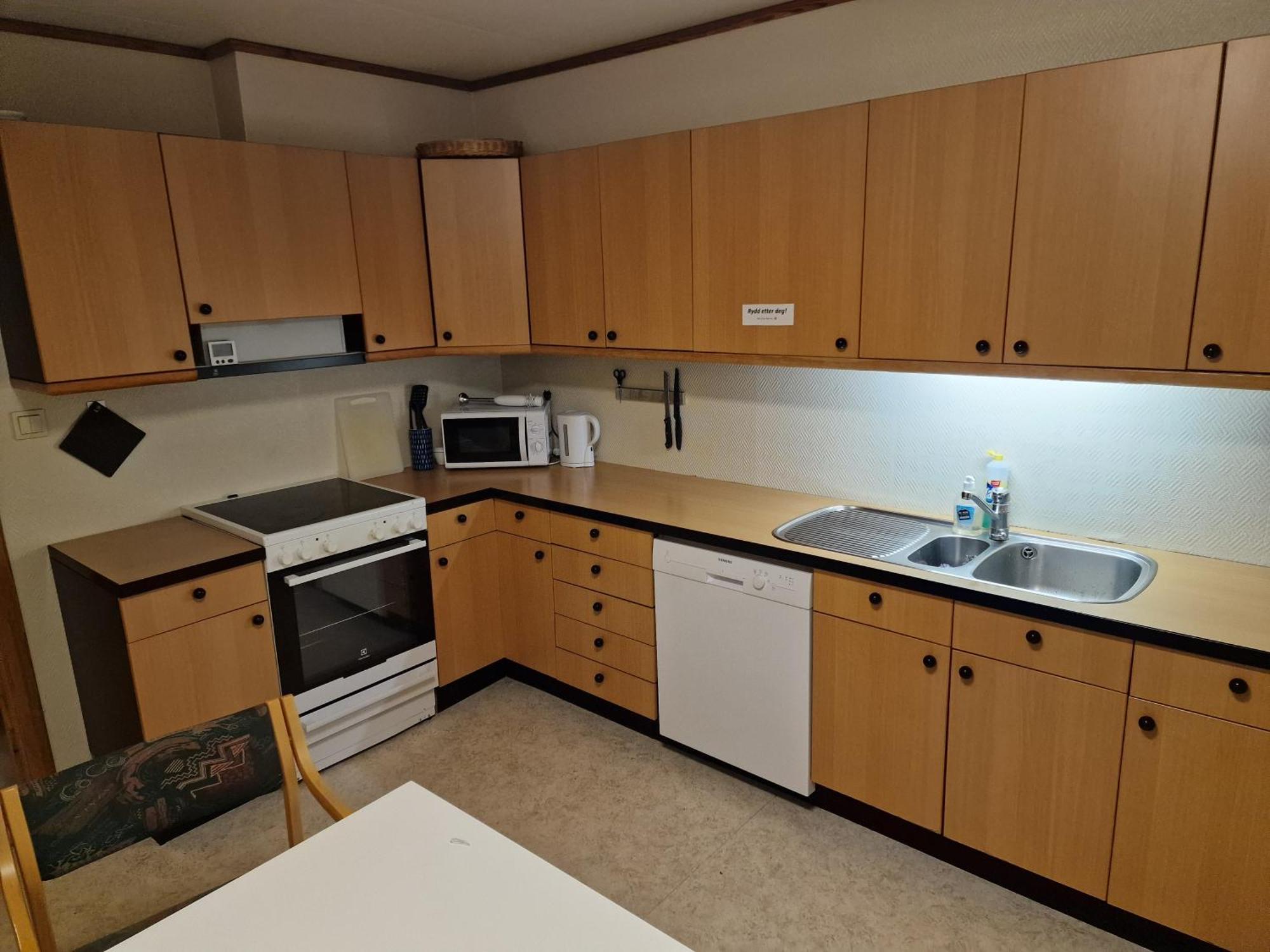 Rom Sentralt I Sogndal Hostel Kültér fotó